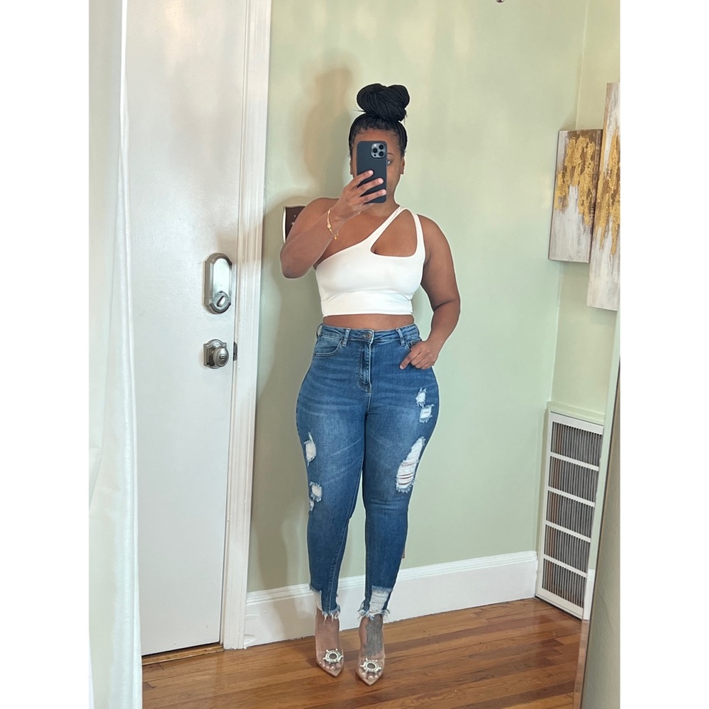 🌹NEW - Crop Top in White